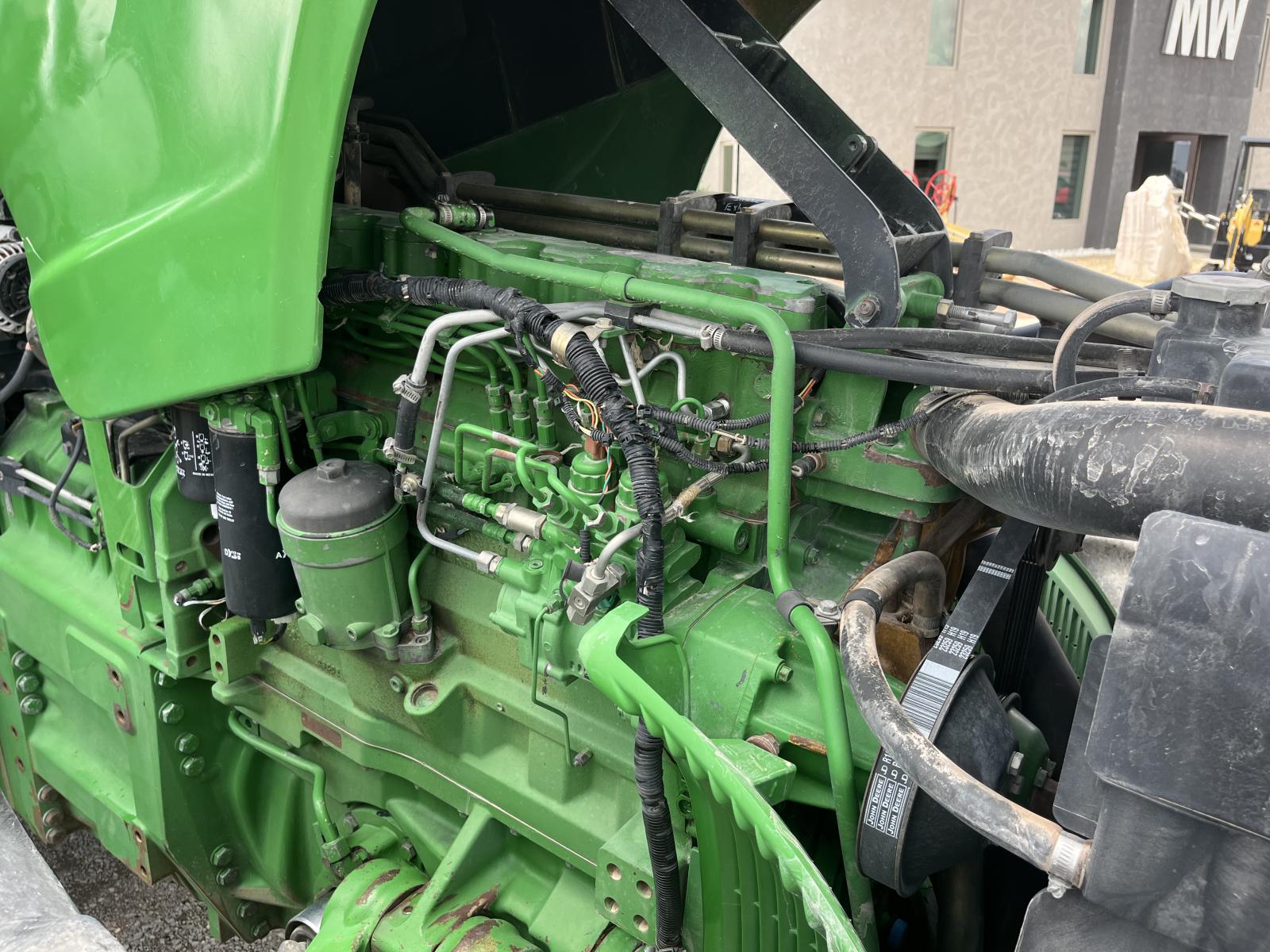 ./imagenes/INVOICE/2019/13516/JOHN DEERE 8520 (2).JPG